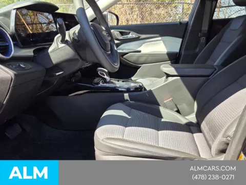 More photos of 2025 Chevrolet Trax LT at Genesis Macon, GA