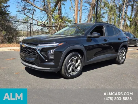 Black 2025 Chevrolet Trax LT for sale in Macon, GA