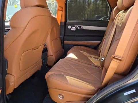 More photos of 2026 Genesis GV80 3.5T Prestige at Genesis Macon, GA