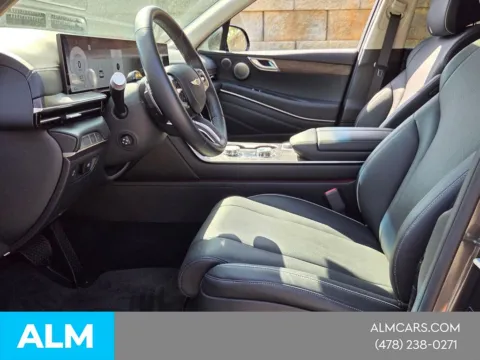 More photos of 2025 Genesis GV80 3.5T Advanced at Genesis Macon, GA