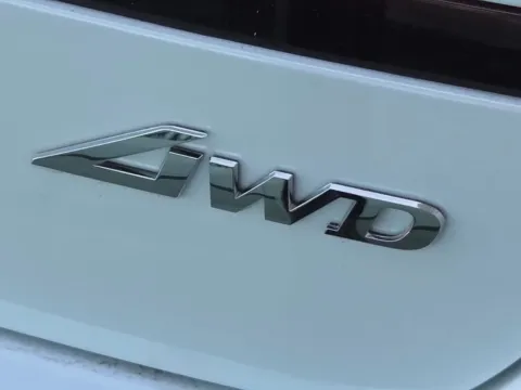 More photos of 2026 Genesis G90 3.5T e-SC at Genesis Macon, GA