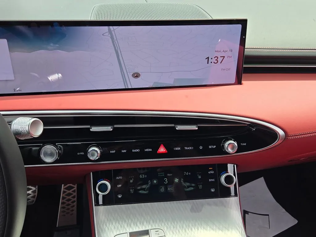 2026 GENESIS GV70 Sport Prestige - Photo 17
