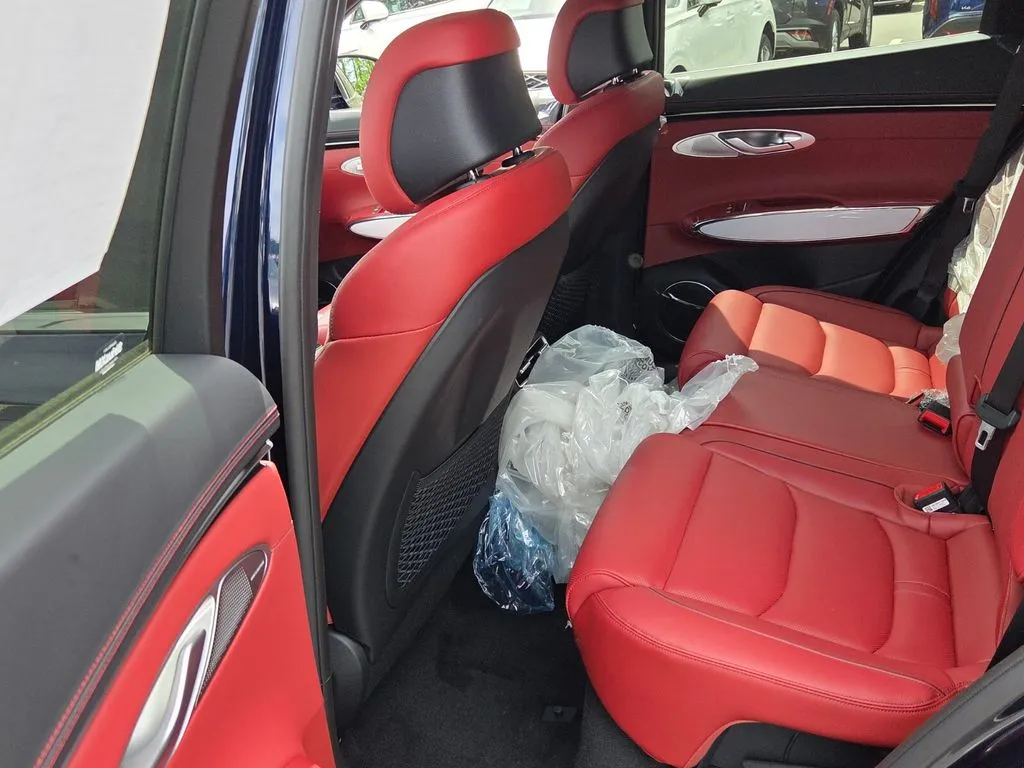 2026 GENESIS GV70 Sport Prestige - Photo 12