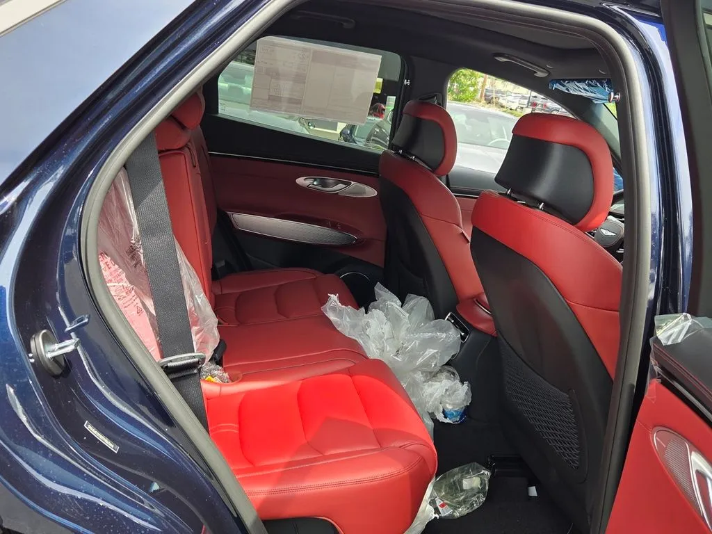 2026 GENESIS GV70 Sport Prestige - Photo 15