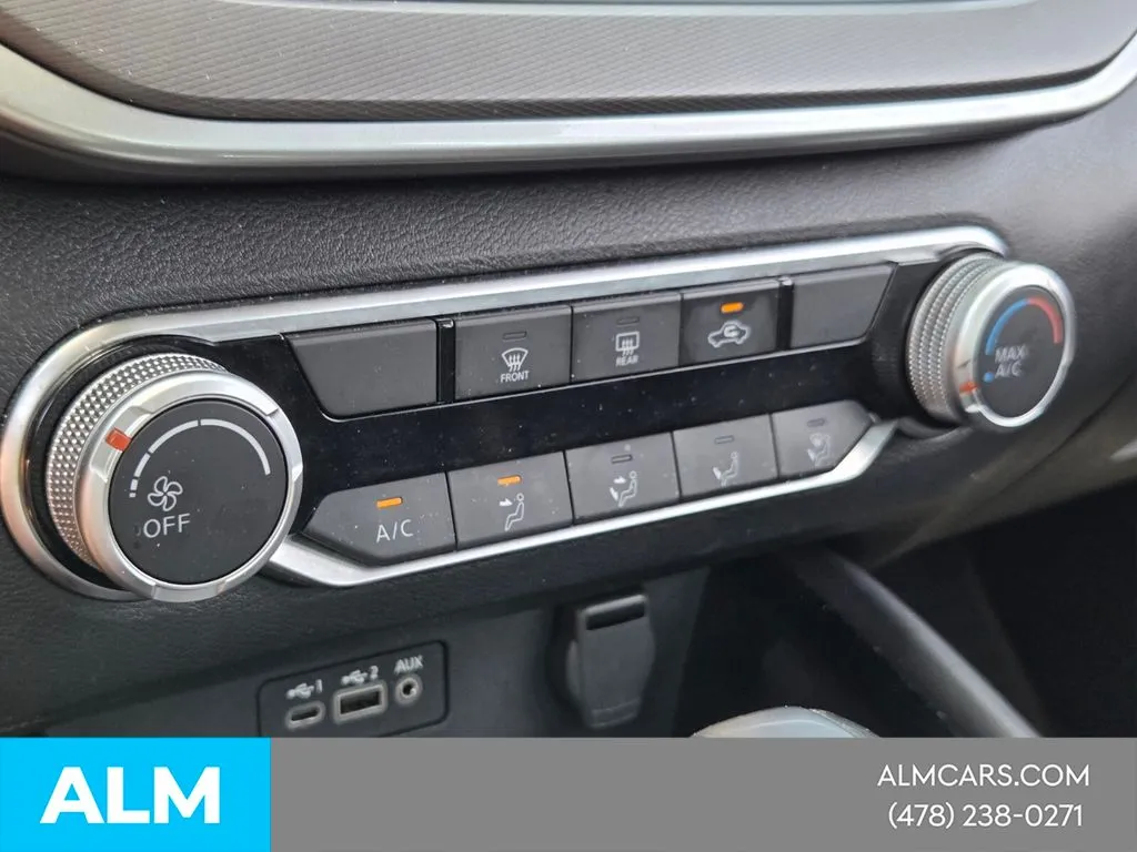 2025 Nissan Altima SR - Photo 19