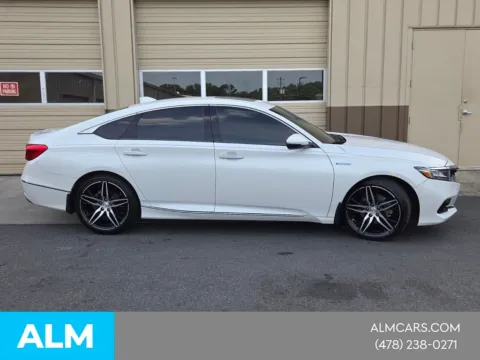 More photos of 2022 Honda Accord Hybrid Touring at Genesis Macon, GA