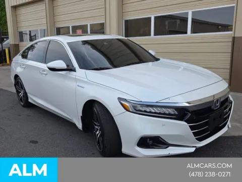 More photos of 2022 Honda Accord Hybrid Touring at Genesis Macon, GA