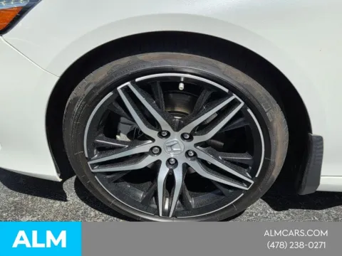 More photos of 2022 Honda Accord Hybrid Touring at Genesis Macon, GA