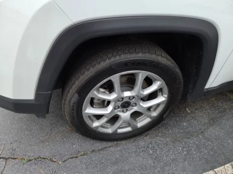 Photos of 2025 Jeep Compass Limited for sale in Macon, GA at Genesis Macon