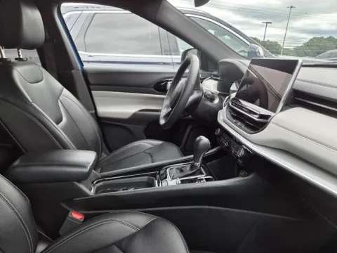 More photos of 2025 Jeep Compass Limited at Genesis Macon, GA
