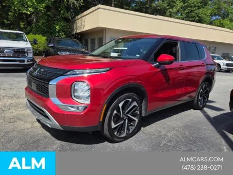 Silver 2024 Mitsubishi Outlander SE for sale in Macon, GA