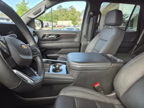 More photos of 2025 Chevrolet Tahoe LT at Genesis Macon, GA