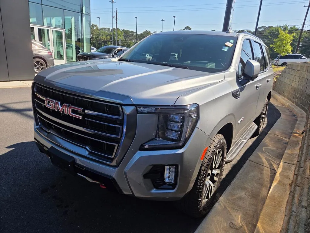2024 GMC Yukon 4WD AT4's photo
