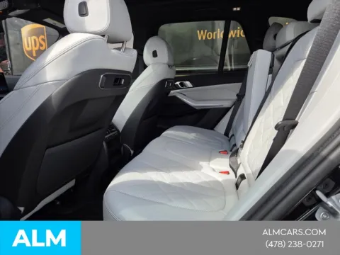 More photos of 2025 BMW X5 sDrive40i at Genesis Macon, GA