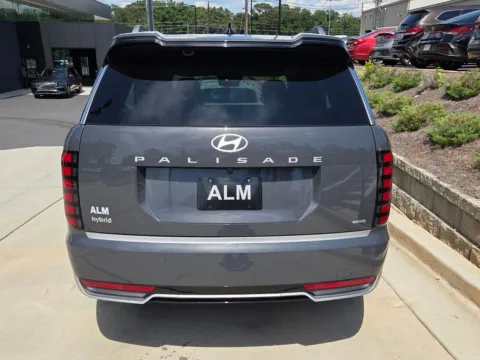 More photos of 2026 Hyundai Palisade Hybrid Calligraphy at Genesis Macon, GA