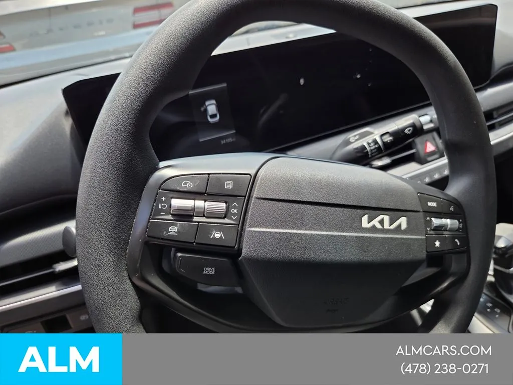 2025 Kia K4 LXS - Photo 21