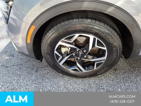 Photos of 2025 Kia Sportage LX for sale in Macon, GA at Genesis Macon
