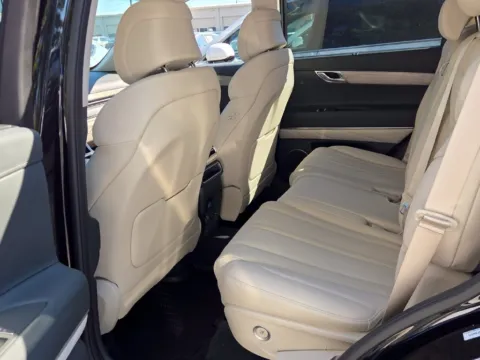 More photos of 2026 Genesis GV80 2.5T Select at Genesis Macon, GA