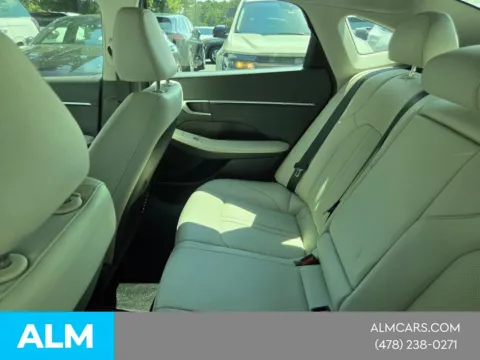More photos of 2023 Hyundai Sonata Limited at Genesis Macon, GA
