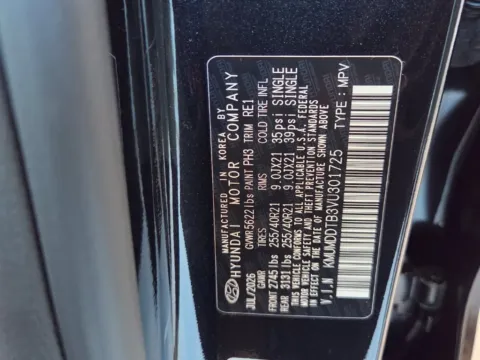 More photos of 2027 Genesis GV70 2.5T Sport Prestige at Genesis Macon, GA