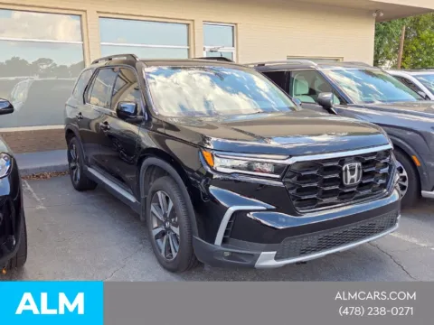 Another view of 2025 Honda Pilot Touring for sale in Macon, GA at Genesis Macon