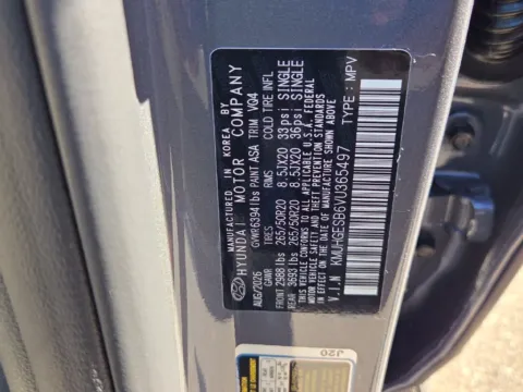 More photos of 2027 Genesis GV80 2.5T Select at Genesis Macon, GA