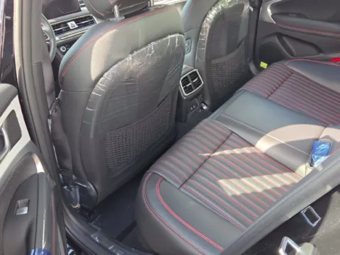 More photos of 2027 Genesis G70 2.5T Sport Prestige at Genesis Macon, GA