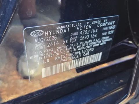 More photos of 2027 Genesis G70 2.5T at Genesis Macon, GA
