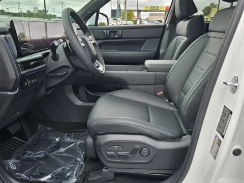 More photos of 2026 Hyundai Santa Fe Hybrid Calligraphy at ALM Hyundai Warner Robins, GA