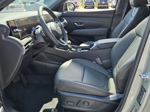 More photos of 2025 Hyundai Santa Cruz Limited at ALM Hyundai Warner Robins, GA