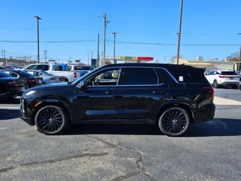 More photos of 2025 Hyundai Palisade Calligraphy Night Edition at Hyundai Warner Robins, GA