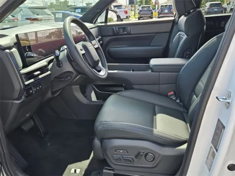 More photos of 2025 Hyundai Santa Fe Hybrid Calligraphy at ALM Hyundai Warner Robins, GA