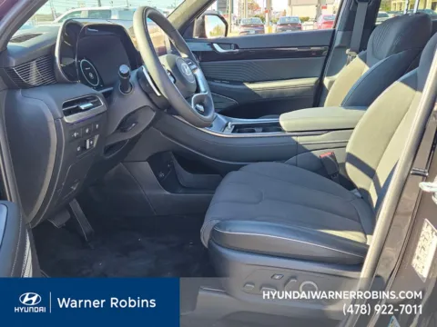 More photos of 2025 Hyundai Palisade Calligraphy Night Edition at Hyundai Warner Robins, GA