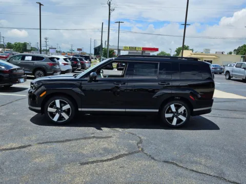More photos of 2025 Hyundai Santa Fe Hybrid Limited at Hyundai Warner Robins, GA