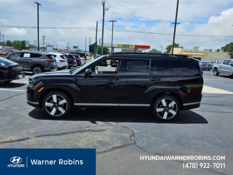 More photos of 2025 Hyundai Santa Fe Hybrid Limited at Hyundai Warner Robins, GA
