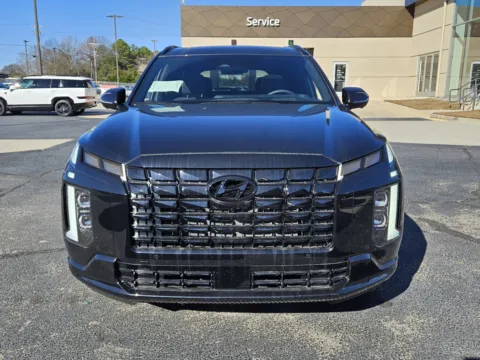 Photos of 2025 Hyundai Palisade Calligraphy Night Edition for sale in Warner Robins, GA at Hyundai Warner Robins