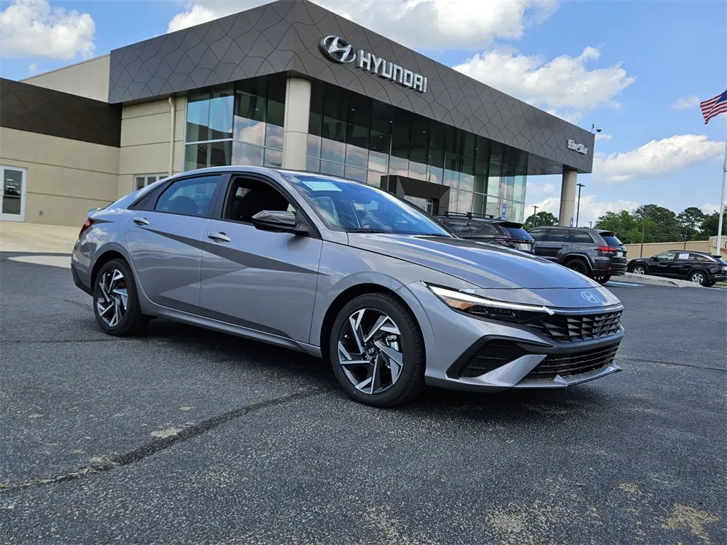 Silver 2025 Hyundai Elantra SEL Sport for sale in Warner Robins, GA