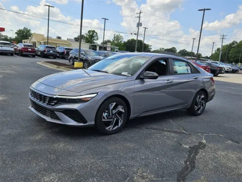 Another view of 2025 Hyundai Elantra SEL Sport for sale in Warner Robins, GA at ALM Hyundai Warner Robins