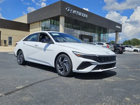 White 2025 Hyundai Elantra SEL Sport for sale in Warner Robins, GA