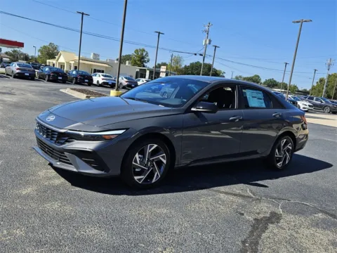 Another view of 2025 Hyundai Elantra SEL Sport for sale in Warner Robins, GA at ALM Hyundai Warner Robins