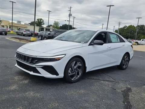 Another view of 2025 Hyundai Elantra SEL Sport for sale in Warner Robins, GA at ALM Hyundai Warner Robins