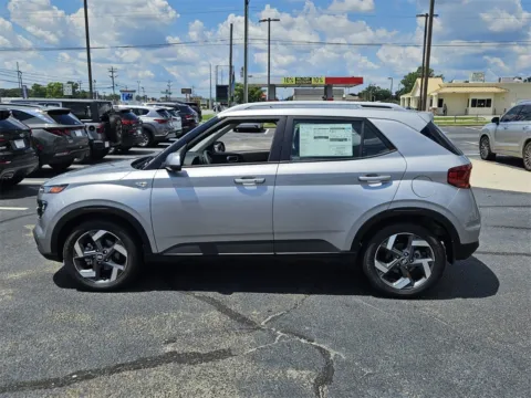 More photos of 2025 Hyundai Venue SEL at ALM Hyundai Warner Robins, GA