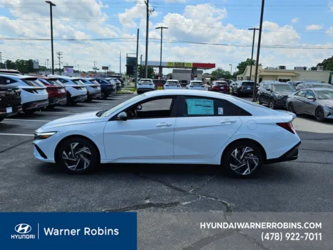 More photos of 2025 Hyundai Elantra SEL Sport at Hyundai Warner Robins, GA