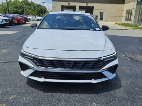 Photos of 2025 Hyundai Elantra SEL Sport for sale in Warner Robins, GA at ALM Hyundai Warner Robins