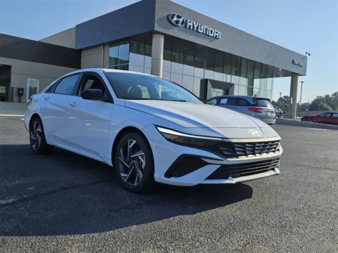 White 2025 Hyundai Elantra SEL Sport for sale in Warner Robins, GA