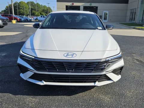 Photos of 2025 Hyundai Elantra SEL Sport for sale in Warner Robins, GA at ALM Hyundai Warner Robins