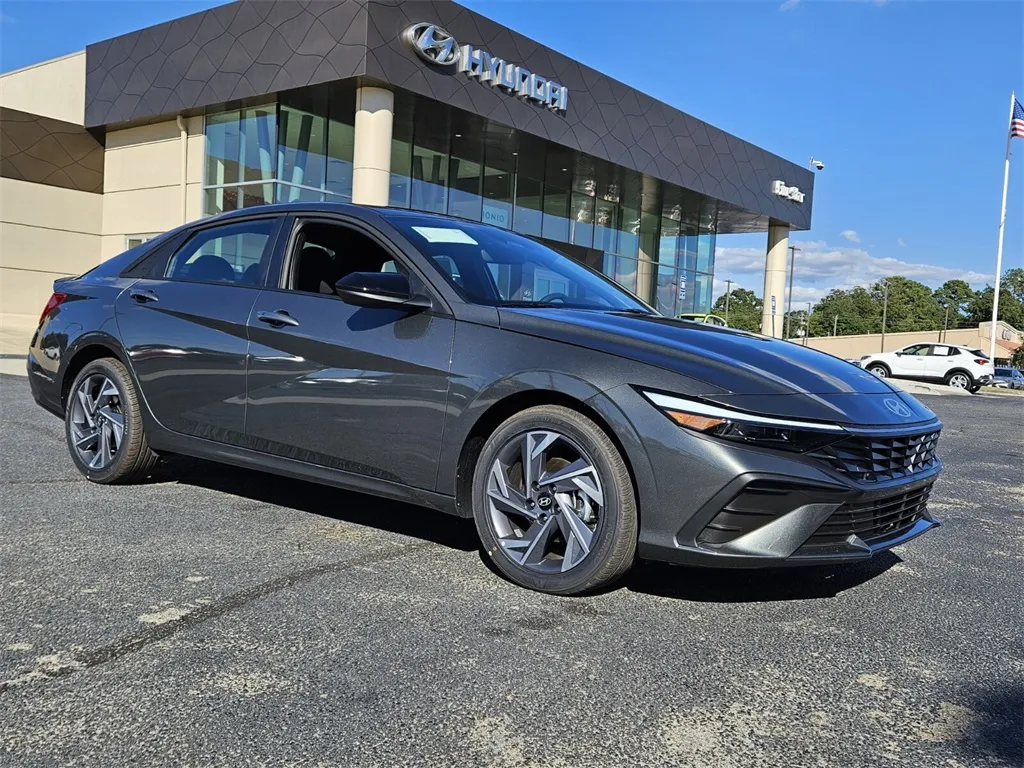 Gray 2025 Hyundai Elantra SEL Sport for sale in Warner Robins, GA