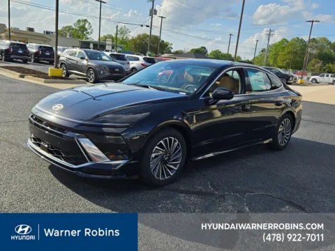 Another view of 2025 Hyundai Sonata Hybrid Limited for sale in Warner Robins, GA at Hyundai Warner Robins