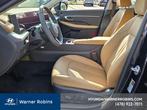 More photos of 2025 Hyundai Sonata Hybrid Limited at Hyundai Warner Robins, GA