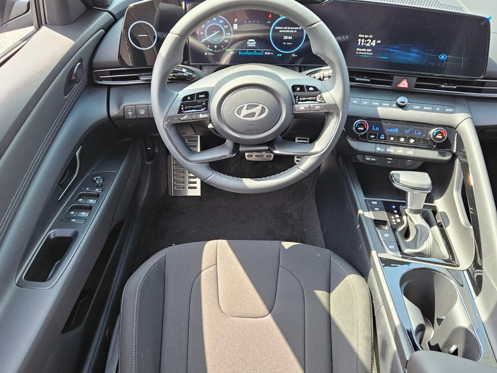 2025 Hyundai Elantra Blue - Photo 7